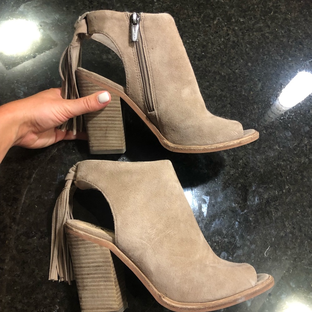 Vince Camuto Booties
